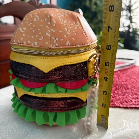 NWOT Betsey Johnson Kitsch Nice Buns Cheeseburger Crossbody - Picture 10 of 14
